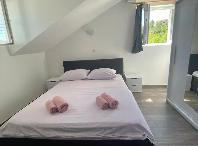 Apartment Ruza In The Attic Of The House *