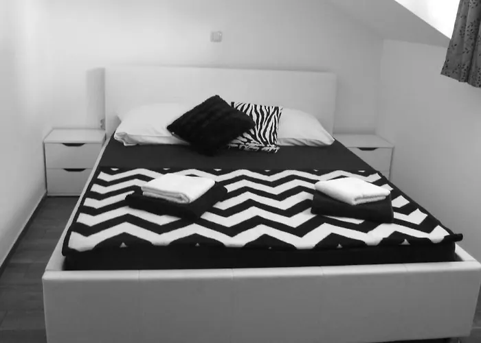 Ruza In The Attic Of The House Sobra